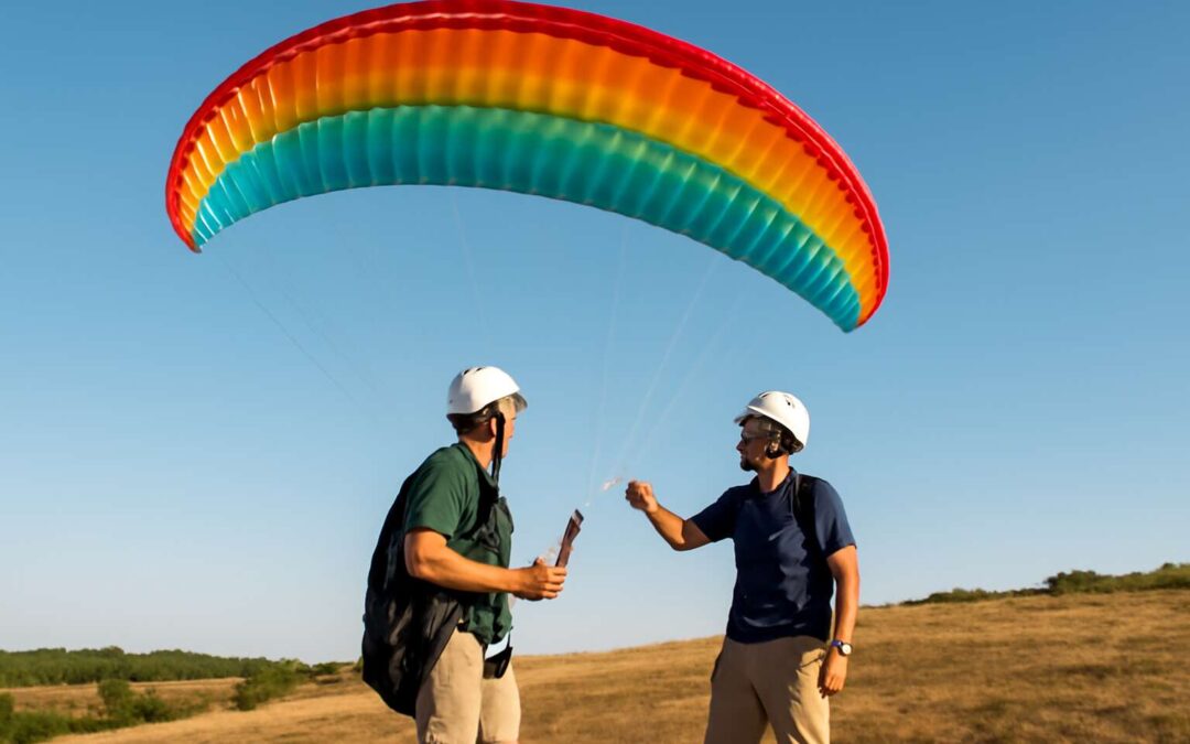 Soar to new heights with paragliding lessons texas and expert coaching